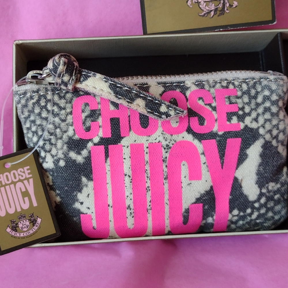 JC ๐ LOVE ๐ Born in the Glamorous USA Clutch & Huge Pink Enamel ๐๏ธ Ring NWT - Picture 5 of 9